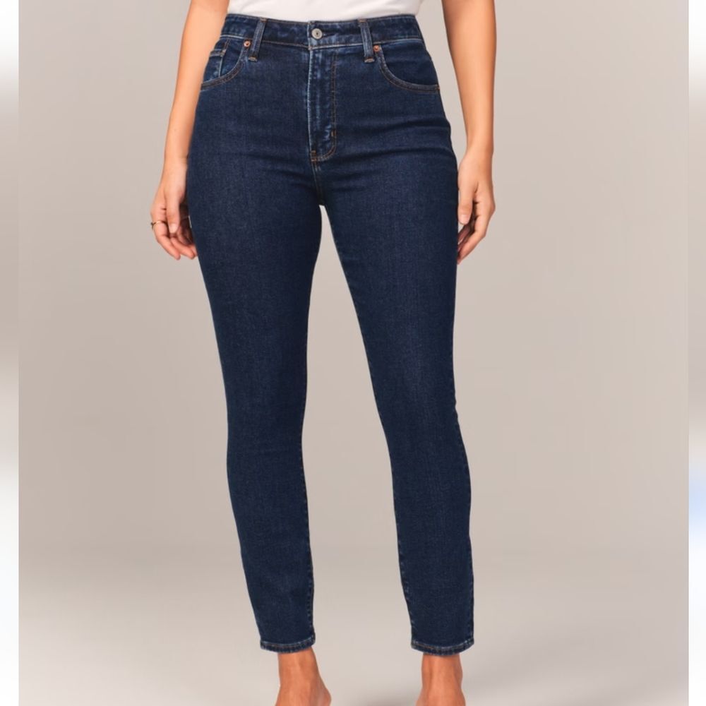 Abercrombie & Fitch The Super Skinny Ankle High Rise Jean Size 31 Long